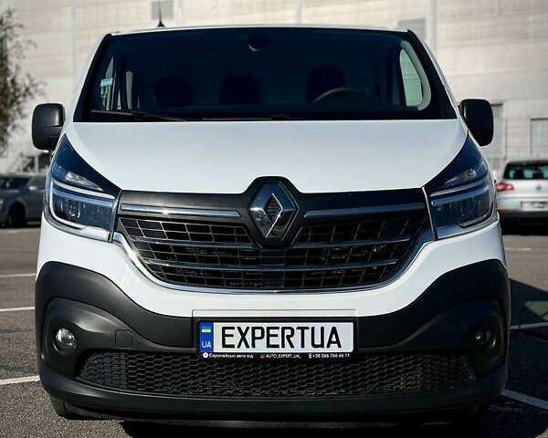 Рено Трафік, об'ємом двигуна 2 л та пробігом 186 тис. км за 17750 $, фото 7 на Automoto.ua