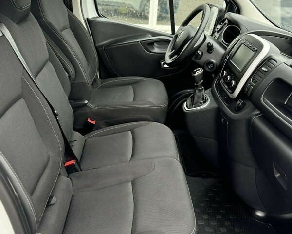 Рено Трафик, объемом двигателя 2 л и пробегом 250 тыс. км за 18500 $, фото 26 на Automoto.ua