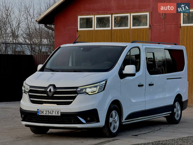 Рено Трафик, объемом двигателя 2 л и пробегом 117 тыс. км за 26999 $, фото 8 на Automoto.ua