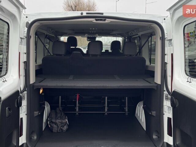 Рено Трафик, объемом двигателя 2 л и пробегом 0 тыс. км за 40317 $, фото 11 на Automoto.ua