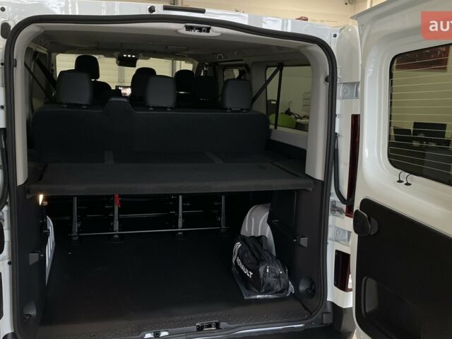 Рено Трафик, объемом двигателя 2 л и пробегом 0 тыс. км за 41555 $, фото 9 на Automoto.ua