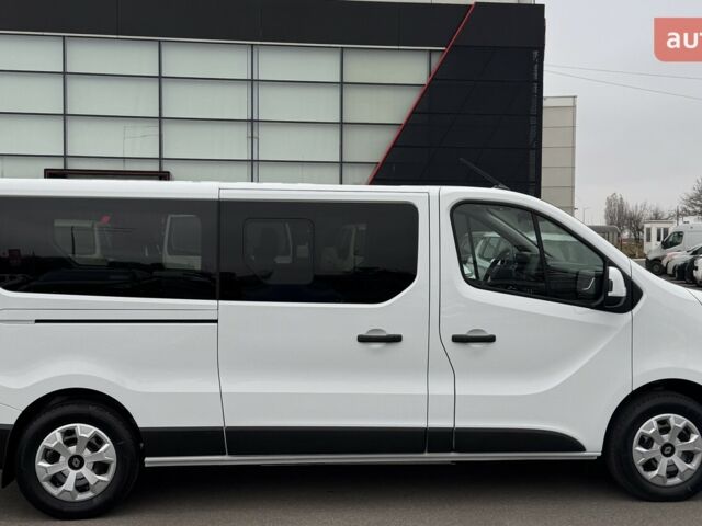 Рено Трафик, объемом двигателя 2 л и пробегом 0 тыс. км за 40317 $, фото 3 на Automoto.ua