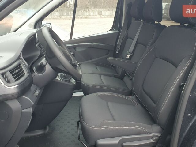 Рено Трафик, объемом двигателя 2 л и пробегом 0 тыс. км за 42427 $, фото 4 на Automoto.ua