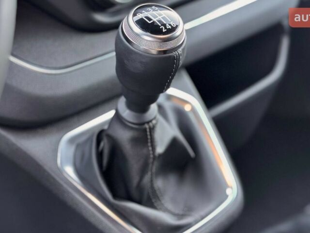 купити нове авто Рено Трафік 2025 року від офіційного дилера Моторкар Кропивницький Рено фото