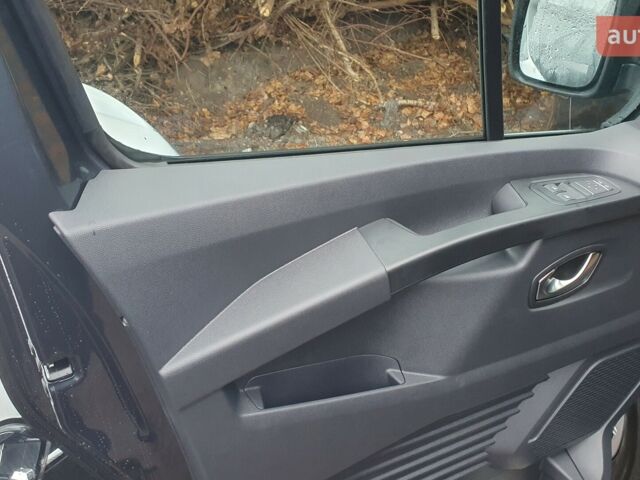 Рено Трафик, объемом двигателя 2 л и пробегом 0 тыс. км за 42427 $, фото 12 на Automoto.ua