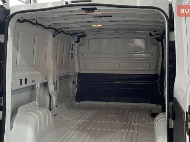 Рено Трафик, объемом двигателя 2 л и пробегом 0 тыс. км за 34459 $, фото 20 на Automoto.ua