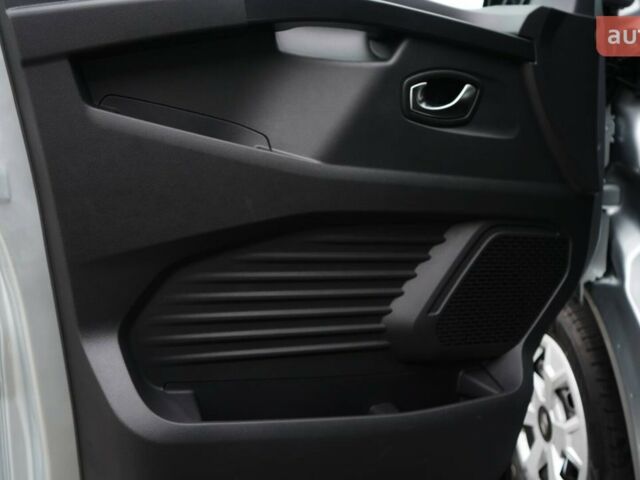 Рено Трафик, объемом двигателя 2 л и пробегом 0 тыс. км за 42551 $, фото 10 на Automoto.ua