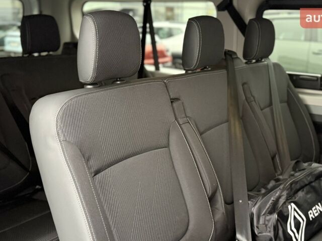 купить новое авто Рено Трафик 2025 года от официального дилера Автоцентр AUTO.RIA Рено фото