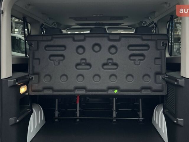 Рено Трафік, об'ємом двигуна 2 л та пробігом 0 тис. км за 42449 $, фото 17 на Automoto.ua