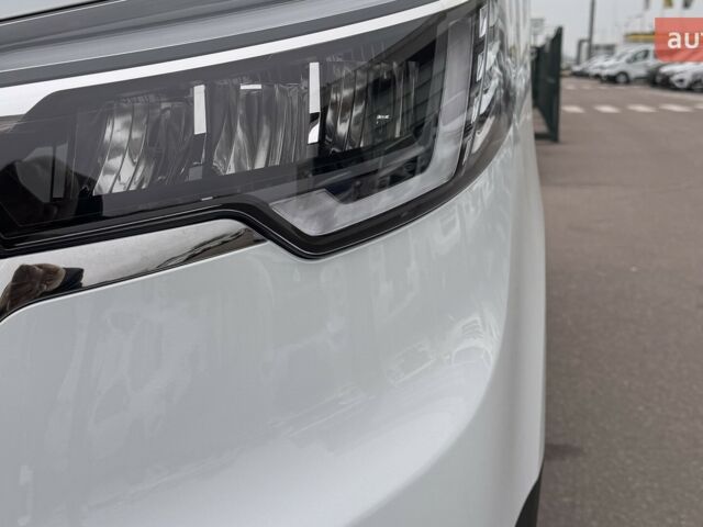 Рено Трафик, объемом двигателя 2 л и пробегом 0 тыс. км за 40317 $, фото 6 на Automoto.ua