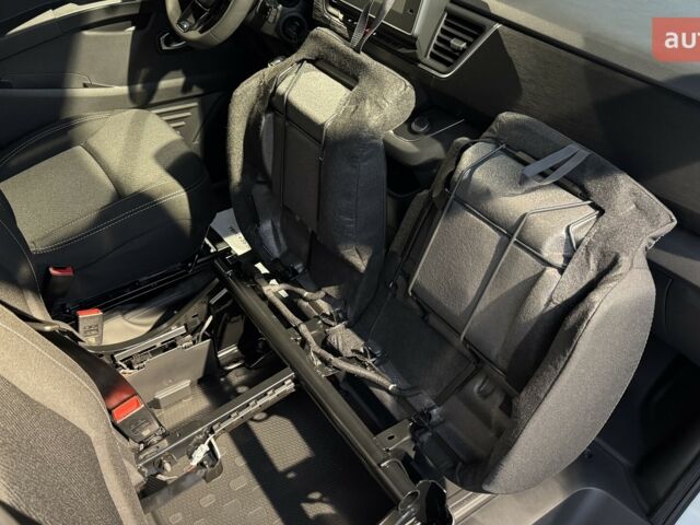 Рено Трафік, об'ємом двигуна 2 л та пробігом 0 тис. км за 40374 $, фото 19 на Automoto.ua