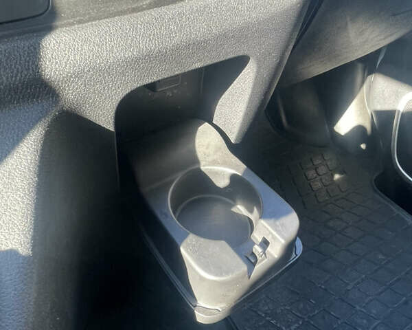 Рено Трафик, объемом двигателя 0 л и пробегом 1000 тыс. км за 15000 $, фото 23 на Automoto.ua