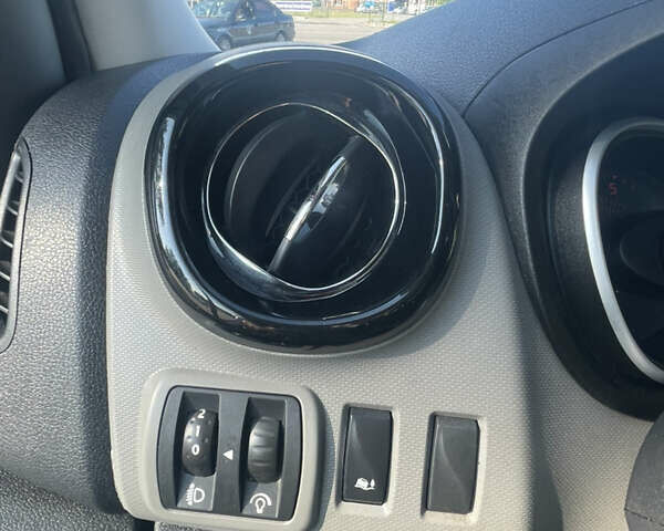 Рено Трафик, объемом двигателя 0 л и пробегом 1000 тыс. км за 15000 $, фото 20 на Automoto.ua