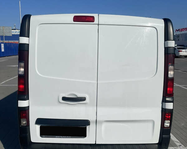 Рено Трафик, объемом двигателя 0 л и пробегом 1000 тыс. км за 15000 $, фото 4 на Automoto.ua