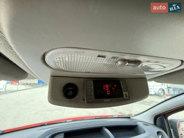 Рено Трафик, объемом двигателя 0 л и пробегом 206 тыс. км за 16500 $, фото 12 на Automoto.ua