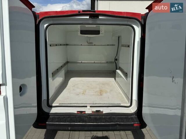 Рено Трафик, объемом двигателя 0 л и пробегом 206 тыс. км за 16500 $, фото 7 на Automoto.ua