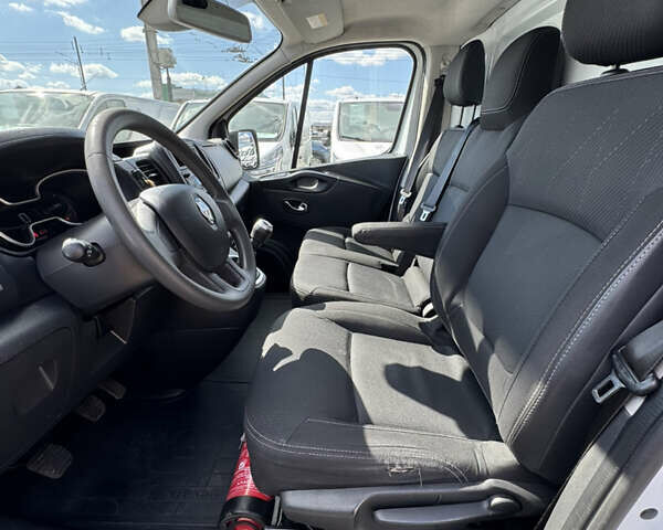 Рено Трафик, объемом двигателя 0 л и пробегом 242 тыс. км за 19900 $, фото 11 на Automoto.ua