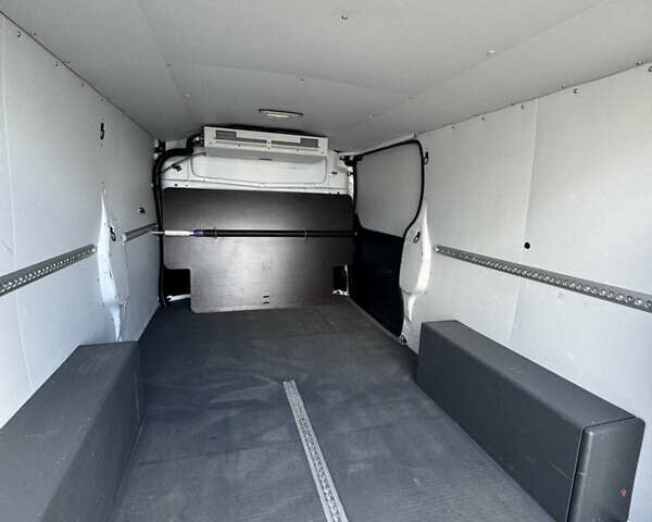 Рено Трафик, объемом двигателя 0 л и пробегом 242 тыс. км за 19900 $, фото 29 на Automoto.ua