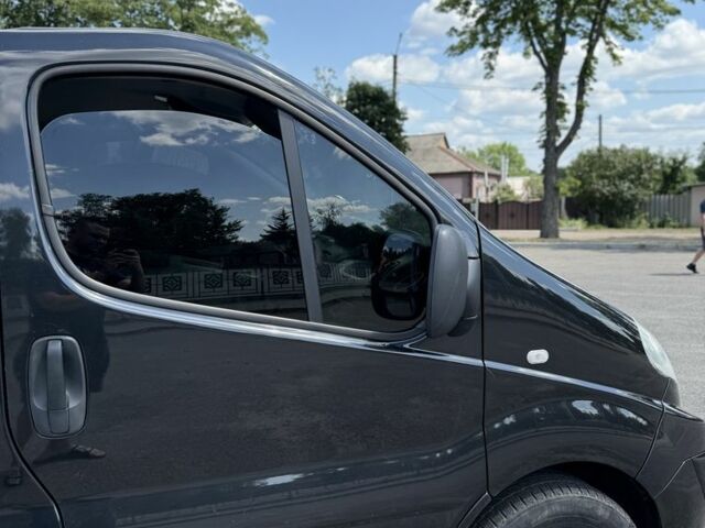 Рено Трафик, объемом двигателя 0 л и пробегом 0 тыс. км за 13500 $, фото 9 на Automoto.ua