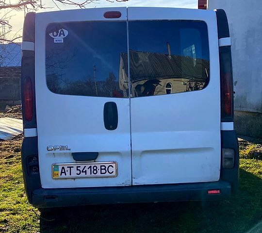 Рено Трафік, об'ємом двигуна 1.9 л та пробігом 284 тис. км за 4500 $, фото 1 на Automoto.ua