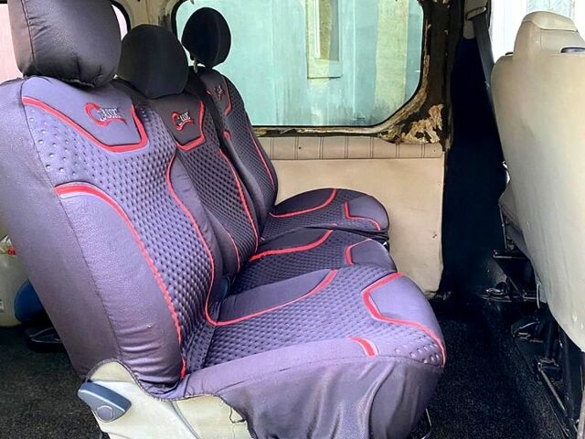 Рено Трафік, об'ємом двигуна 1.9 л та пробігом 284 тис. км за 4500 $, фото 5 на Automoto.ua