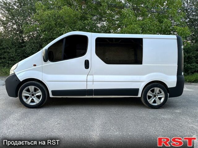 Рено Трафик, объемом двигателя 1.9 л и пробегом 580 тыс. км за 6599 $, фото 4 на Automoto.ua