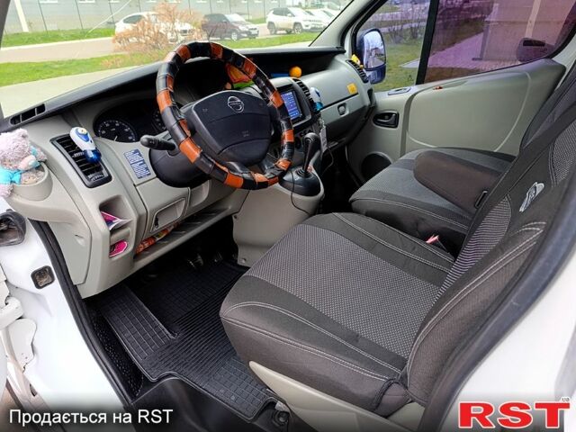 Рено Трафік, об'ємом двигуна 2.5 л та пробігом 281 тис. км за 8900 $, фото 3 на Automoto.ua