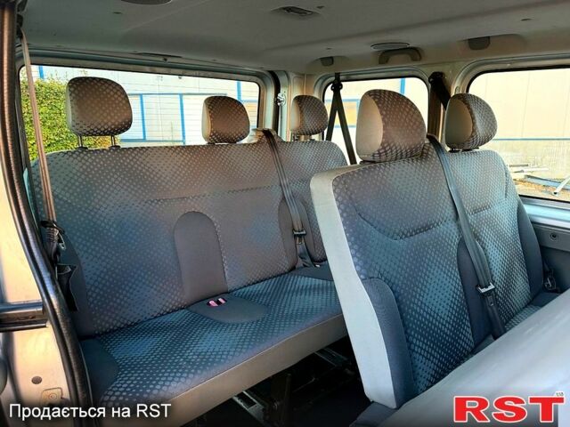 Рено Трафик, объемом двигателя 2 л и пробегом 178 тыс. км за 7800 $, фото 7 на Automoto.ua