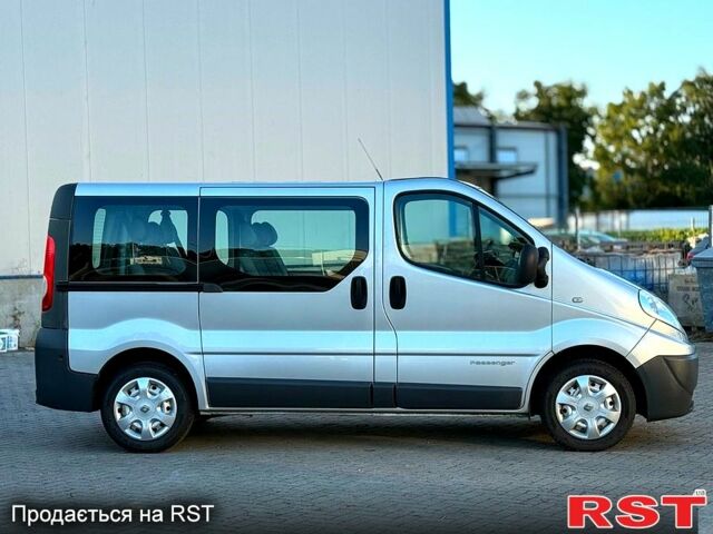 Рено Трафик, объемом двигателя 2 л и пробегом 178 тыс. км за 7800 $, фото 3 на Automoto.ua