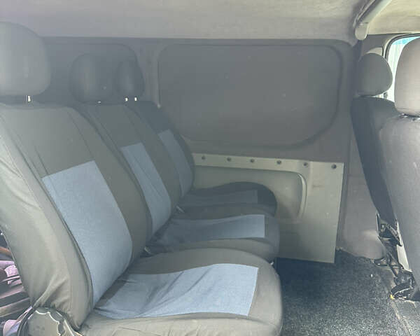 Рено Трафик, объемом двигателя 0 л и пробегом 480 тыс. км за 8000 $, фото 2 на Automoto.ua