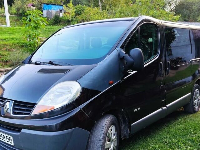 Чорний Рено Трафік пас., об'ємом двигуна 0 л та пробігом 260 тис. км за 8000 $, фото 5 на Automoto.ua