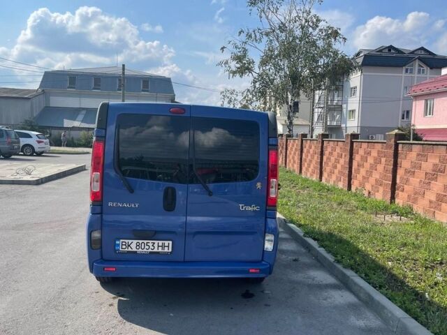 Синий Рено Трафик пасс., объемом двигателя 0 л и пробегом 220 тыс. км за 10500 $, фото 9 на Automoto.ua