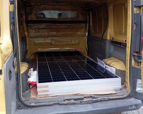 Желтый Рено Трафик, объемом двигателя 2.46 л и пробегом 354 тыс. км за 5250 $, фото 3 на Automoto.ua