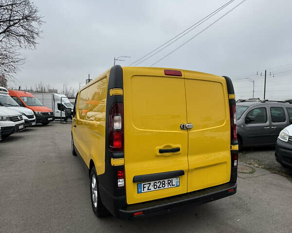 Жовтий Рено Трафік, об'ємом двигуна 2 л та пробігом 220 тис. км за 18900 $, фото 7 на Automoto.ua