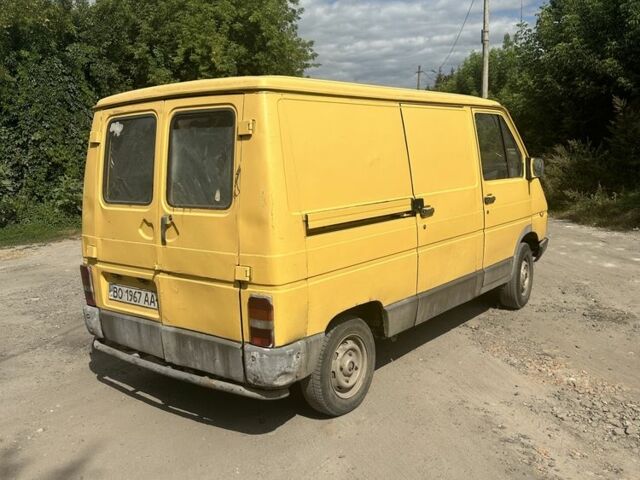 Жовтий Рено Трафік, об'ємом двигуна 1.7 л та пробігом 500 тис. км за 800 $, фото 2 на Automoto.ua