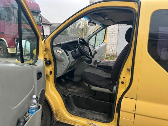 Жовтий Рено Трафік, об'ємом двигуна 1.9 л та пробігом 280 тис. км за 5500 $, фото 9 на Automoto.ua