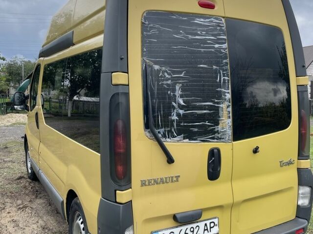Жовтий Рено Трафік, об'ємом двигуна 1.9 л та пробігом 444 тис. км за 4500 $, фото 2 на Automoto.ua