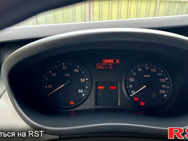 Жовтий Рено Трафік, об'ємом двигуна 2 л та пробігом 172 тис. км за 11999 $, фото 5 на Automoto.ua
