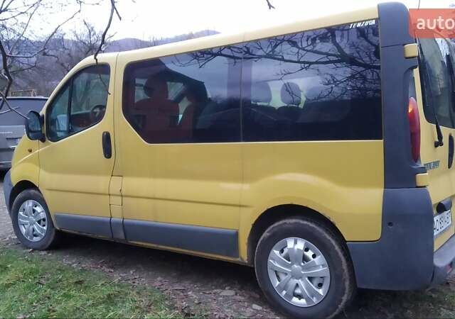 Желтый Рено Трафик, объемом двигателя 1.87 л и пробегом 374 тыс. км за 5200 $, фото 4 на Automoto.ua