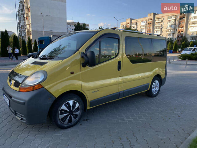 Желтый Рено Трафик, объемом двигателя 1.87 л и пробегом 420 тыс. км за 6200 $, фото 5 на Automoto.ua