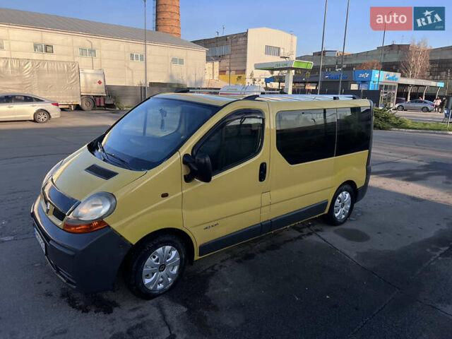 Желтый Рено Трафик, объемом двигателя 1.87 л и пробегом 421 тыс. км за 5999 $, фото 14 на Automoto.ua
