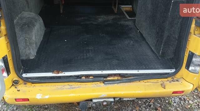 Желтый Рено Трафик, объемом двигателя 1.87 л и пробегом 390 тыс. км за 6500 $, фото 16 на Automoto.ua