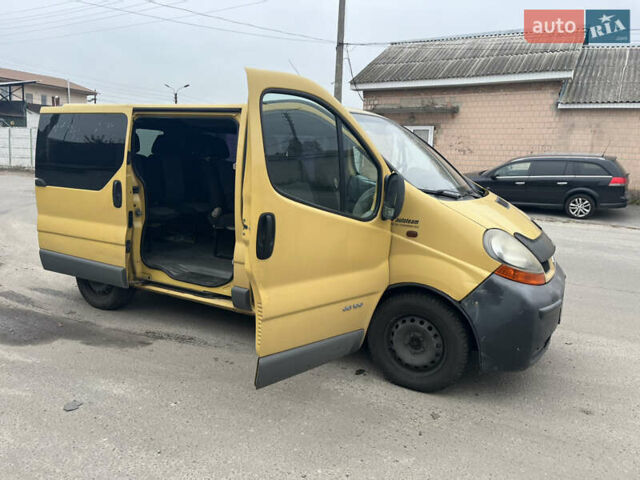 Желтый Рено Трафик, объемом двигателя 1.87 л и пробегом 380 тыс. км за 5500 $, фото 7 на Automoto.ua