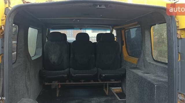 Желтый Рено Трафик, объемом двигателя 1.87 л и пробегом 390 тыс. км за 6500 $, фото 15 на Automoto.ua