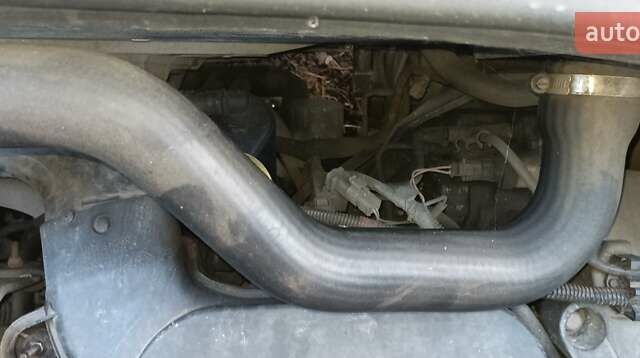 Желтый Рено Трафик, объемом двигателя 1.87 л и пробегом 390 тыс. км за 6500 $, фото 5 на Automoto.ua