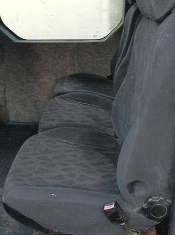 Желтый Рено Трафик, объемом двигателя 1.87 л и пробегом 390 тыс. км за 6500 $, фото 13 на Automoto.ua