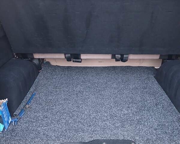 Жовтий Рено Трафік, об'ємом двигуна 1.9 л та пробігом 300 тис. км за 9900 $, фото 12 на Automoto.ua