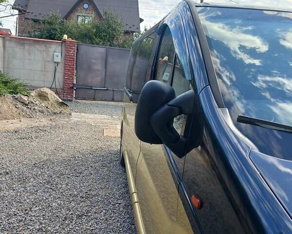 Жовтий Рено Трафік, об'ємом двигуна 1.9 л та пробігом 300 тис. км за 9900 $, фото 2 на Automoto.ua