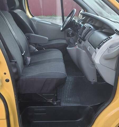 Желтый Рено Трафик, объемом двигателя 2 л и пробегом 187 тыс. км за 7800 $, фото 12 на Automoto.ua