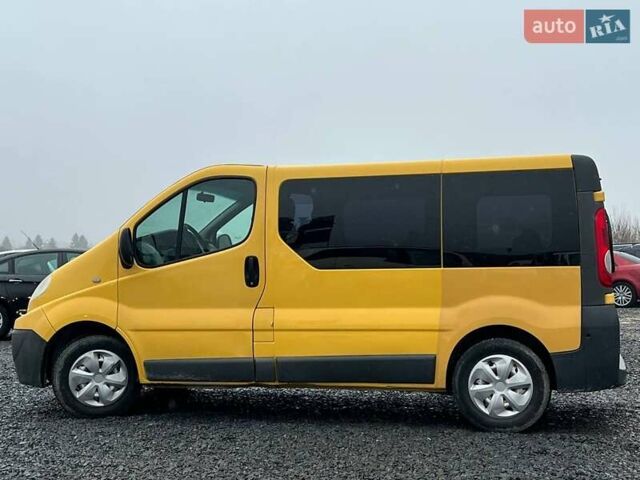 Желтый Рено Трафик, объемом двигателя 2 л и пробегом 187 тыс. км за 8990 $, фото 3 на Automoto.ua